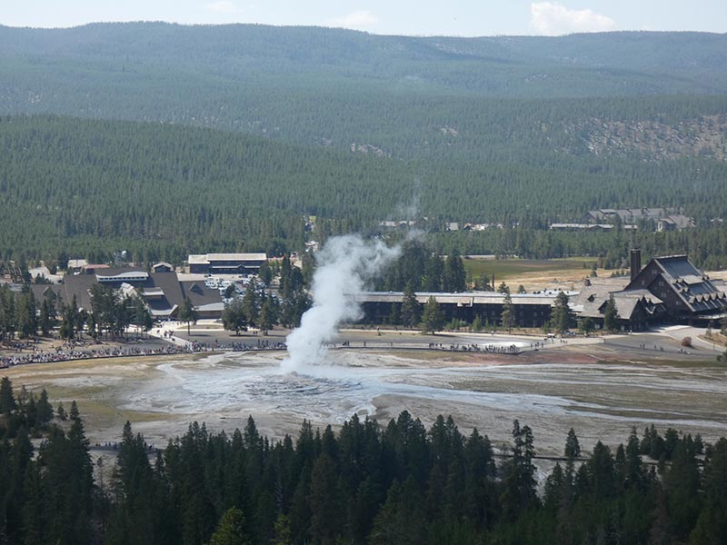 Old Faithful Observation Point And Solitary Geyser Hiking Trail