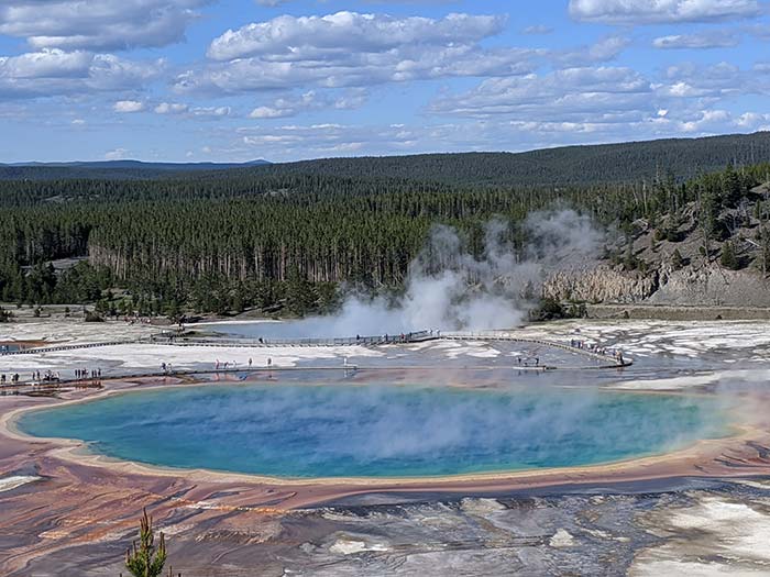 grand prismatic overlook trail